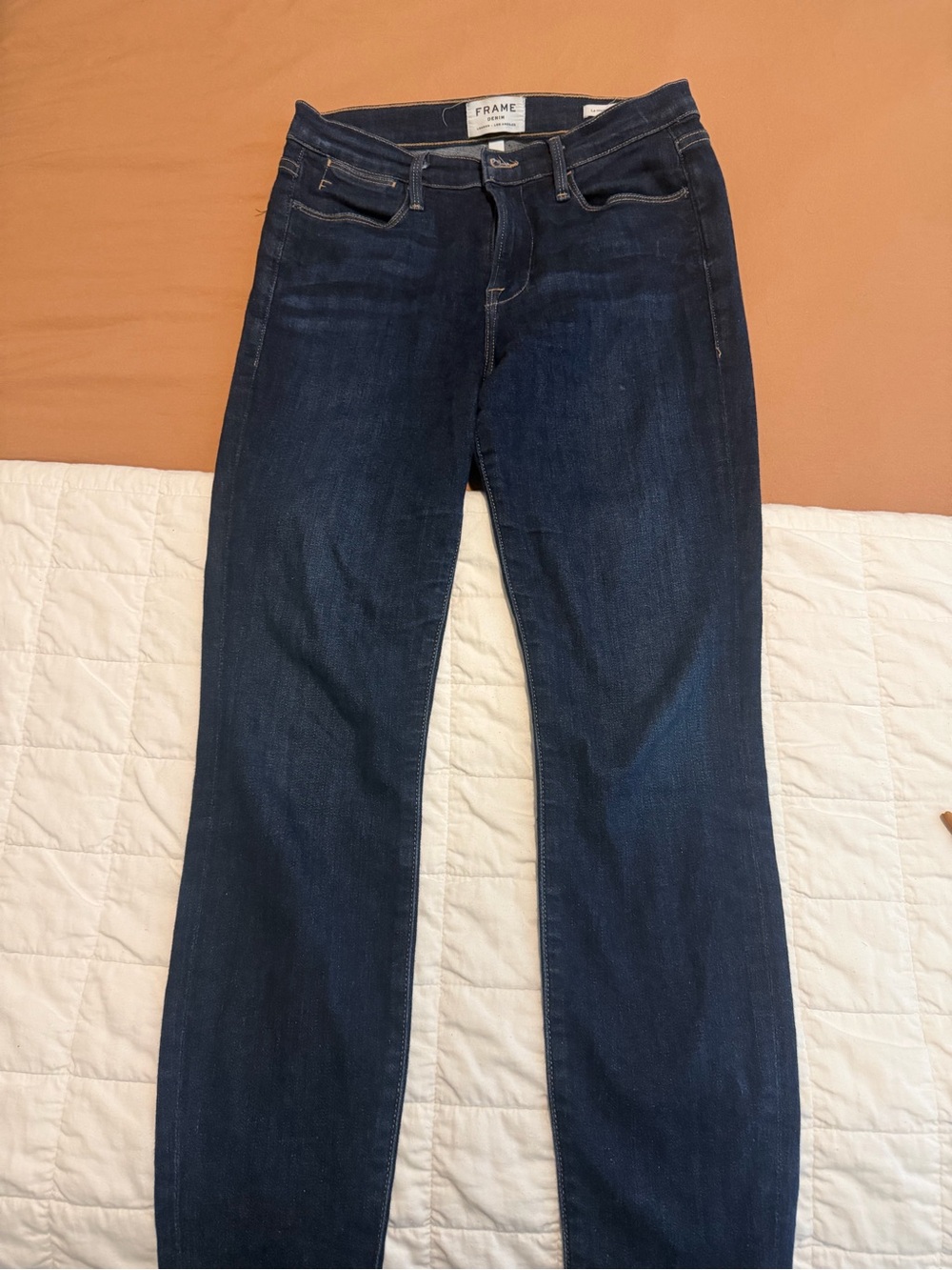 Frame Denim Women’s Dark Indigo Skinny Jeans